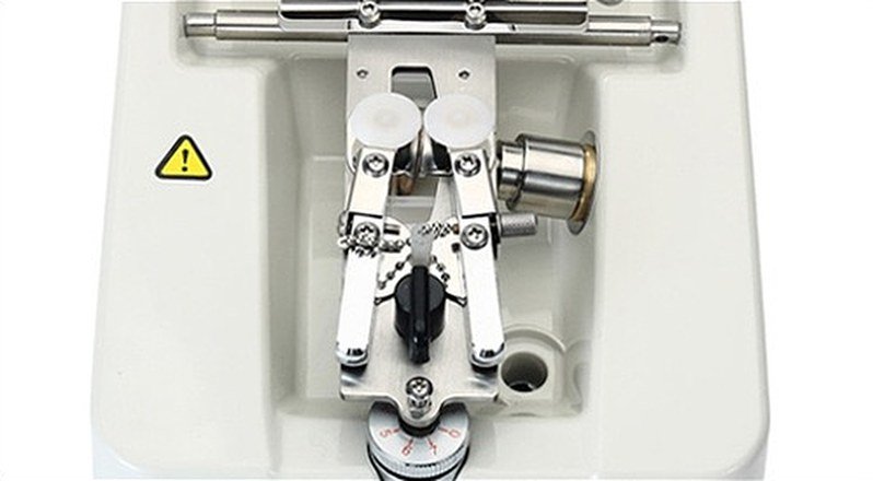 Left–right adjustment