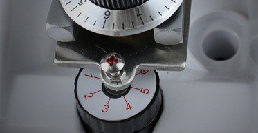 Adjustable cutting angle